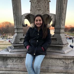 Meet your Posher, Alyssa